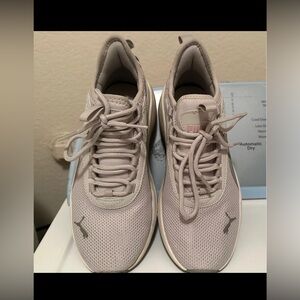 Puma Soft Gray Athletic Shoes